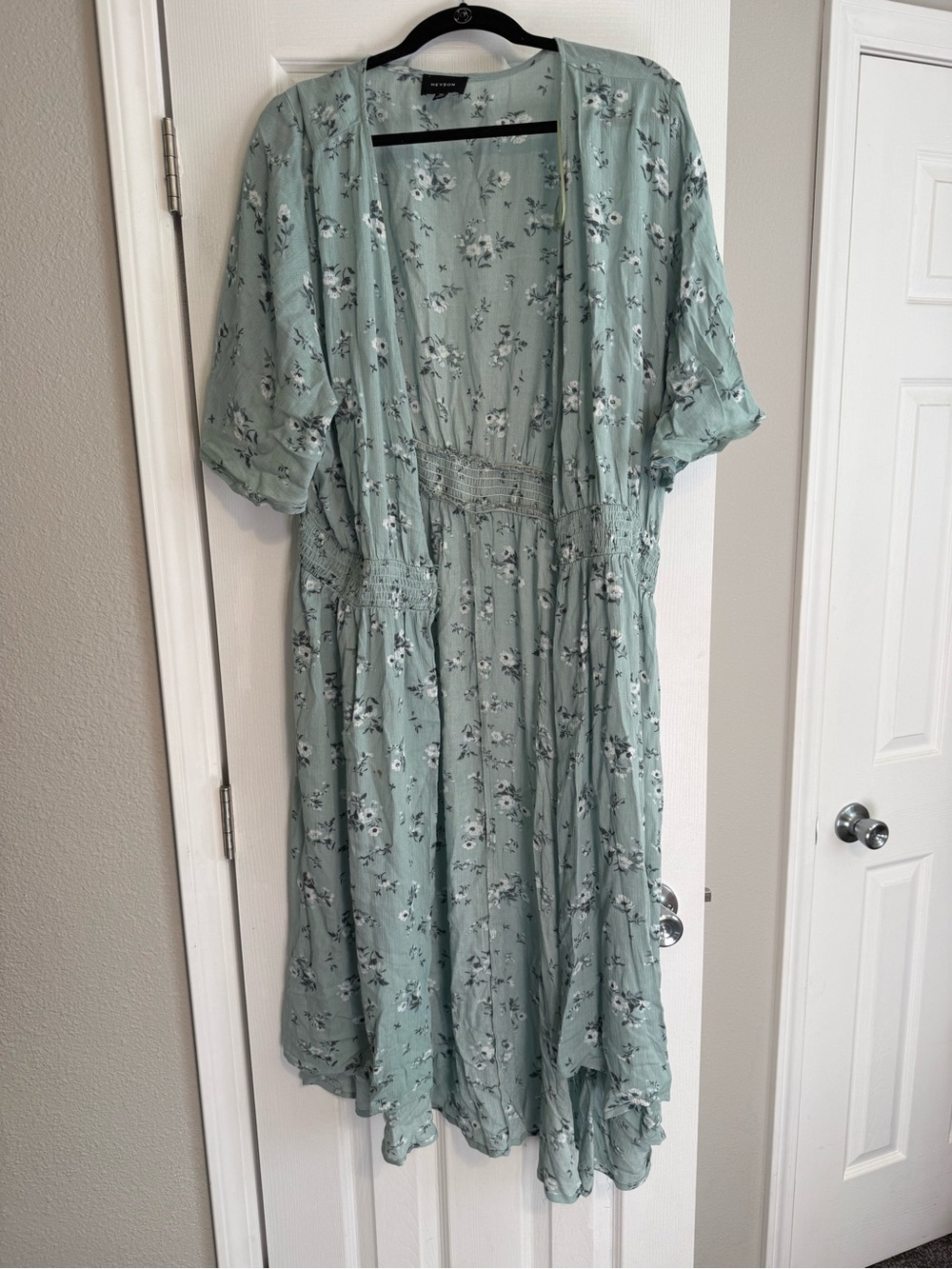 Heyson Floral Kimono